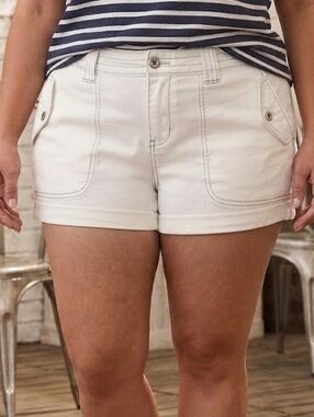 Ultra Short torrid White Roll-Cuff Utility Jean Shorts